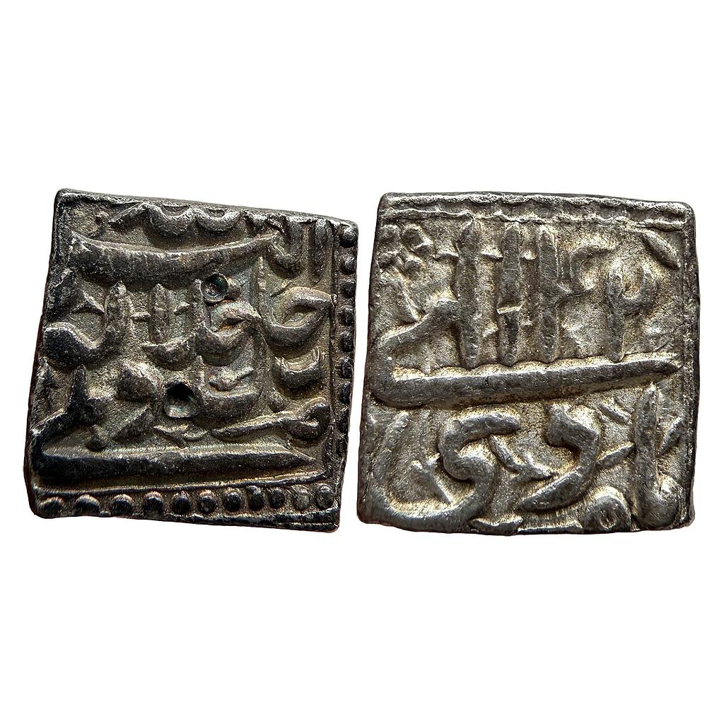 Mughal Akbar Delhi Mint Ilahi type Month Di Capricon Silver Square Rupee