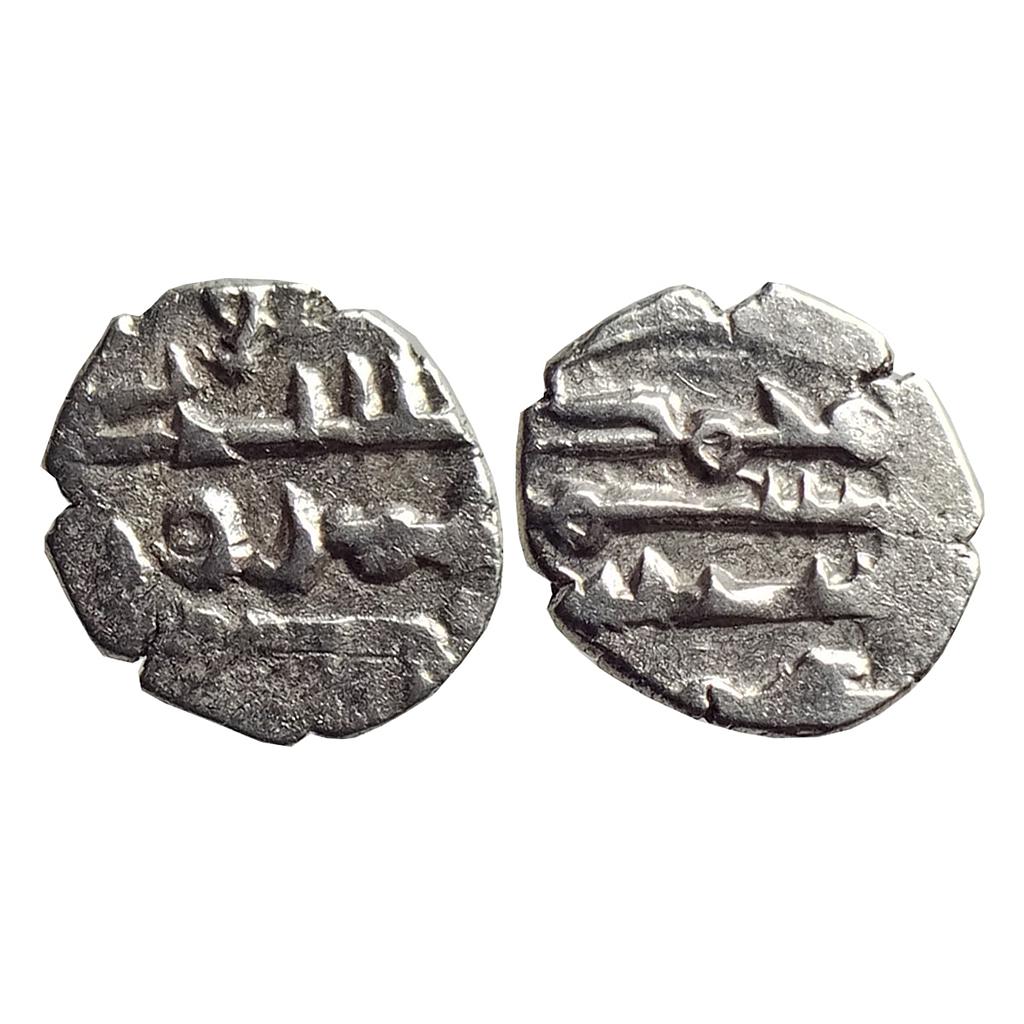 Habbarid Amirs of Mansurah Sind Amir Umar-IV NM ND Silver Damma Qanhari Dirham