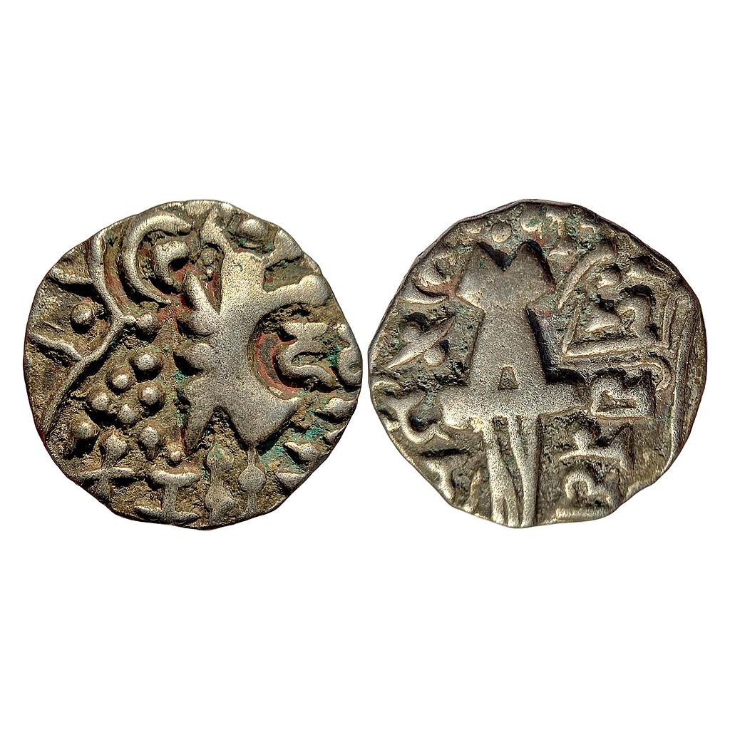 Hindu Medieval Karkota dynasty Kashmir Vinayaditya Debased Gold Dinara