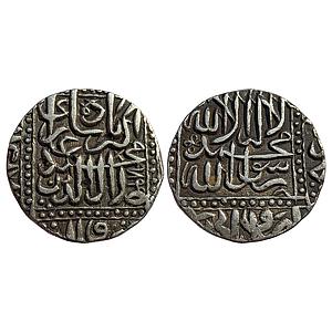 Mughal Akbar Anhirwala Patan Mint by type Silver Rupee
