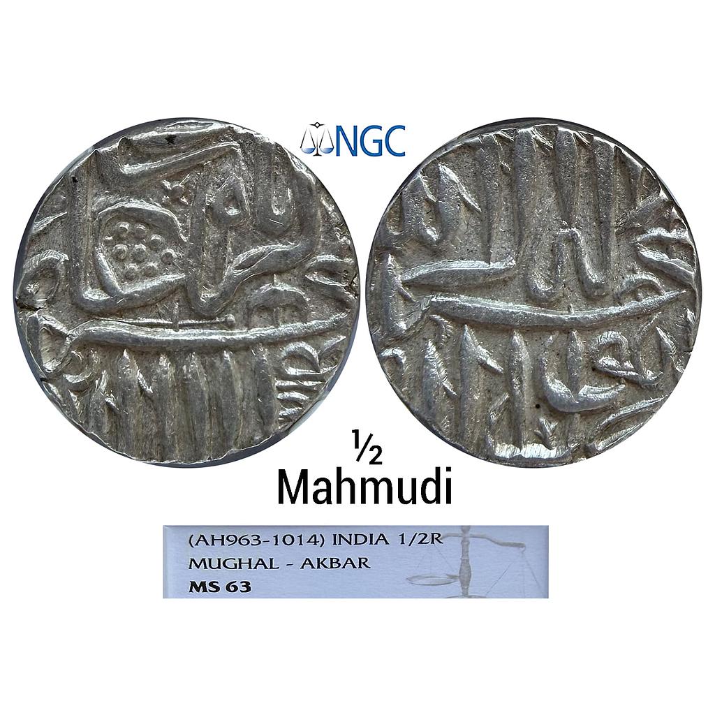 Mughal Akbar Mulher Mint Silver 1/2 Mahmudi