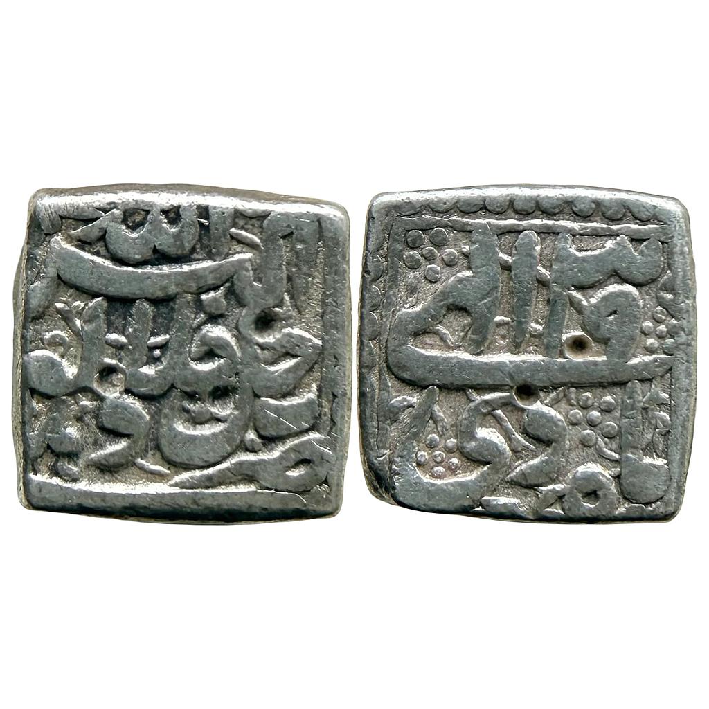 Mughal Akbar Delhi Mint Ilahi type Month Di Capricon Silver Square Rupee