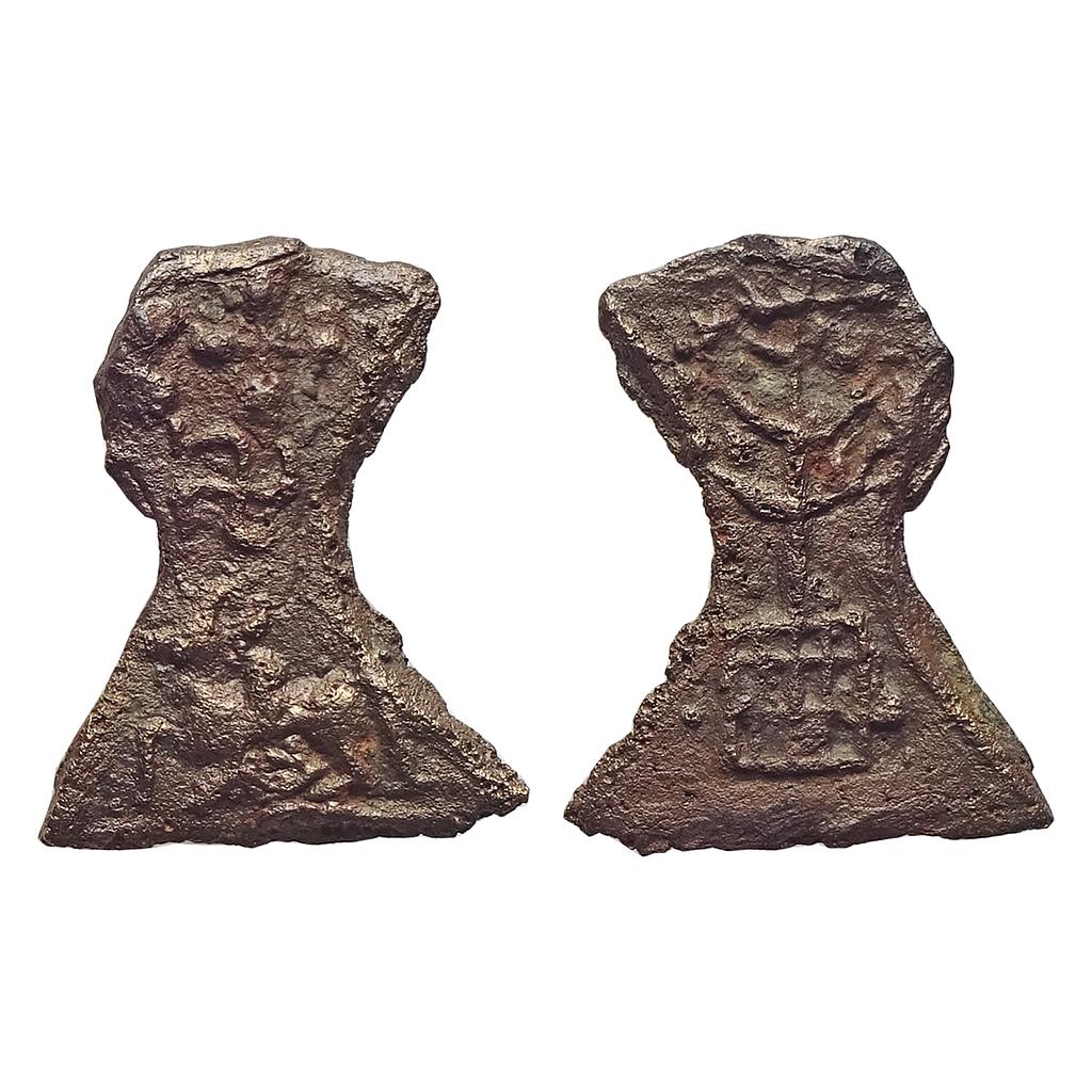 Ancient, Kaushambi, Vatsa Region, Lanky bull type, Damru shaped, Uninscribed, Cast Copper Unit