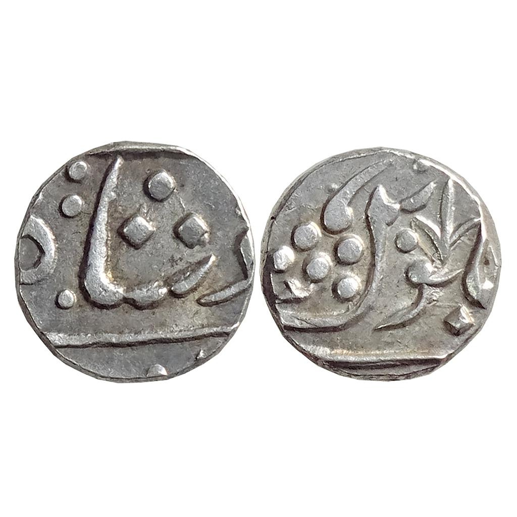 IK Maratha Confederacy INO Shah Alam II Jafarabad urf Chandor Mint ND Silver 1/2 Rupee
