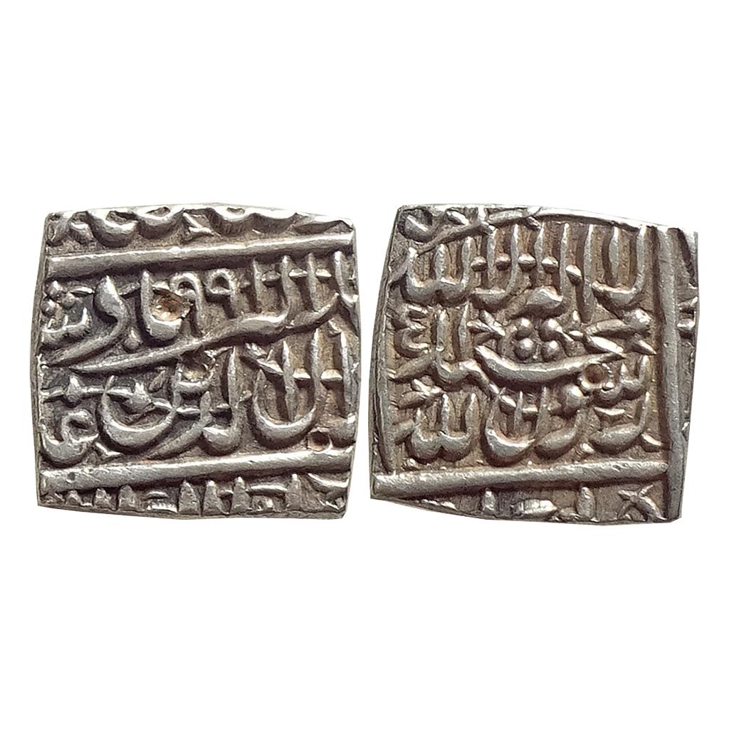 Mughal Akbar Dar ul-Sultanat Ahmedabad Mint Kalima type Silver Square Rupee