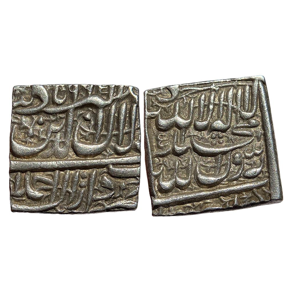 Mughal Akbar Dar ul-Sultanat Ahmedabad Mint Silver Square Rupee